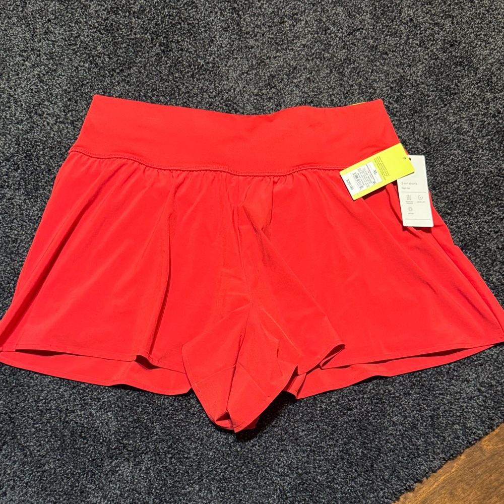 Women's All in Motion red Shorts. NWT - size XL